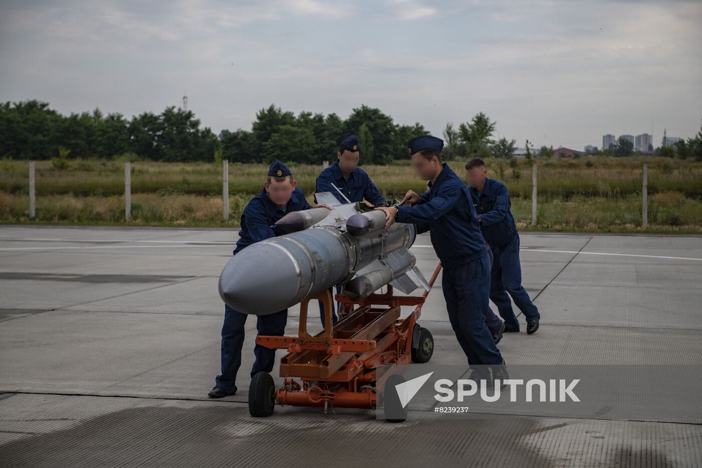 Ukraine Russia Military Operation Airfield
