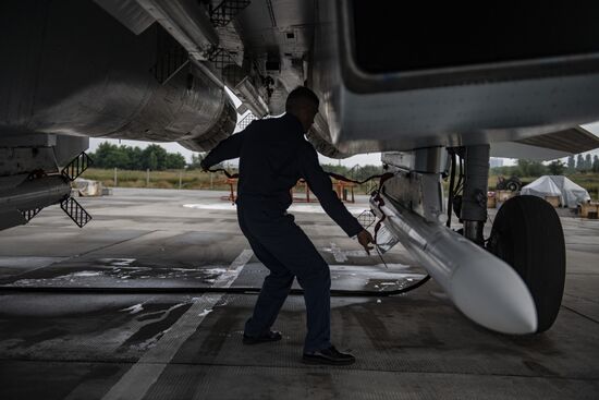 Ukraine Russia Military Operation Airfield