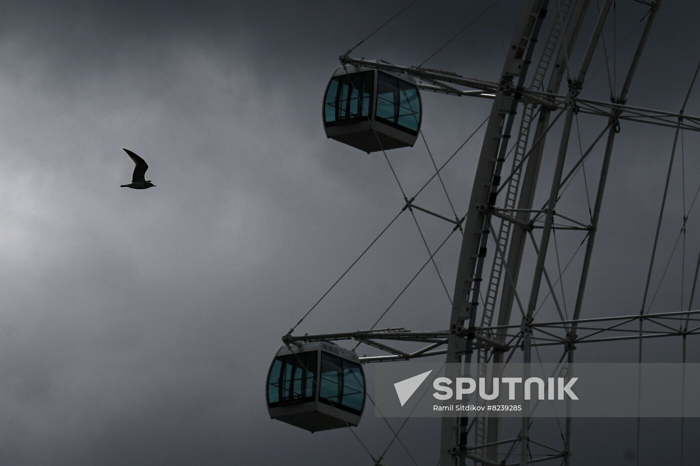 Russia Ferris Wheel Construction
