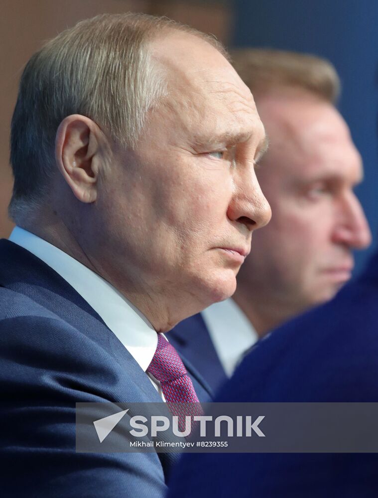 Russia Putin ASI Forum
