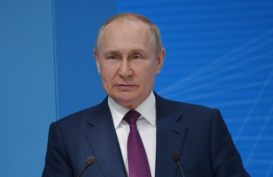 Russia Putin ASI Forum