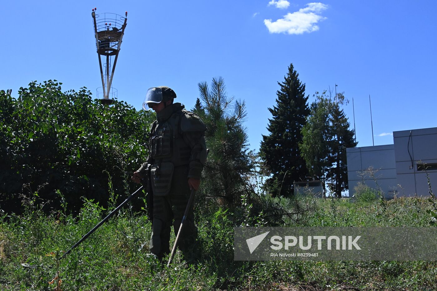 DPR Russia Ukraine Military Operation Demining