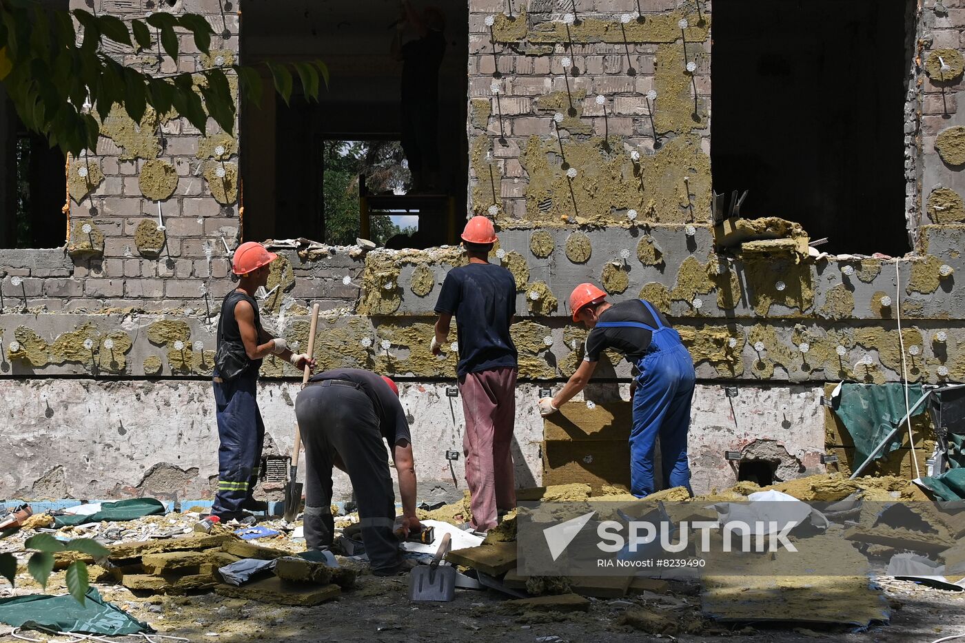 DPR Russia Ukraine Military Operation Mariupol Restoration