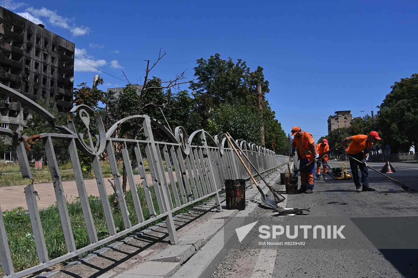 DPR Russia Ukraine Military Operation Mariupol Restoration