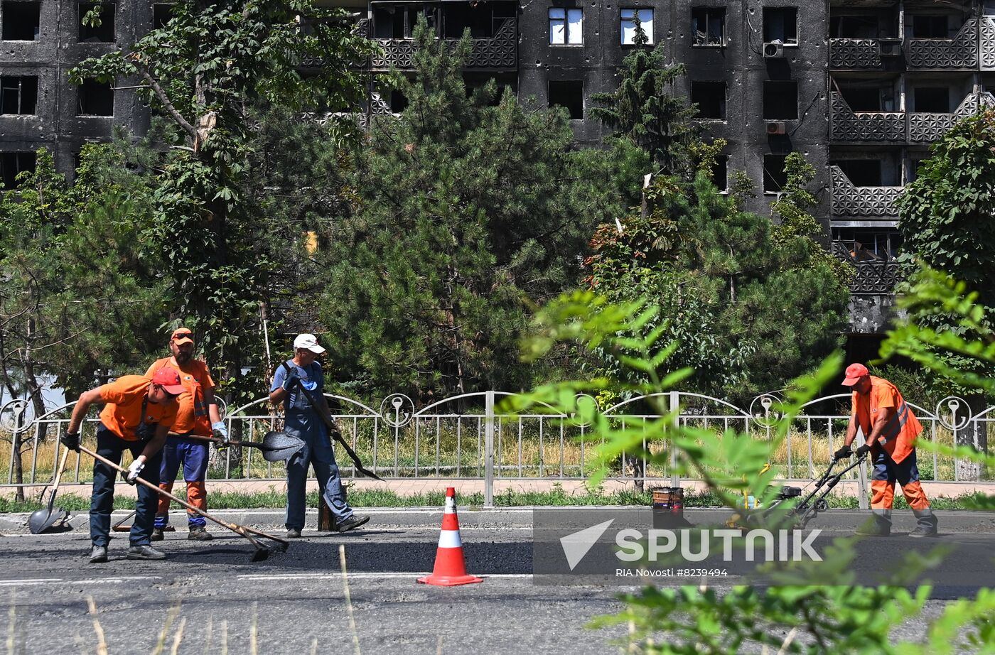 DPR Russia Ukraine Military Operation Mariupol Restoration