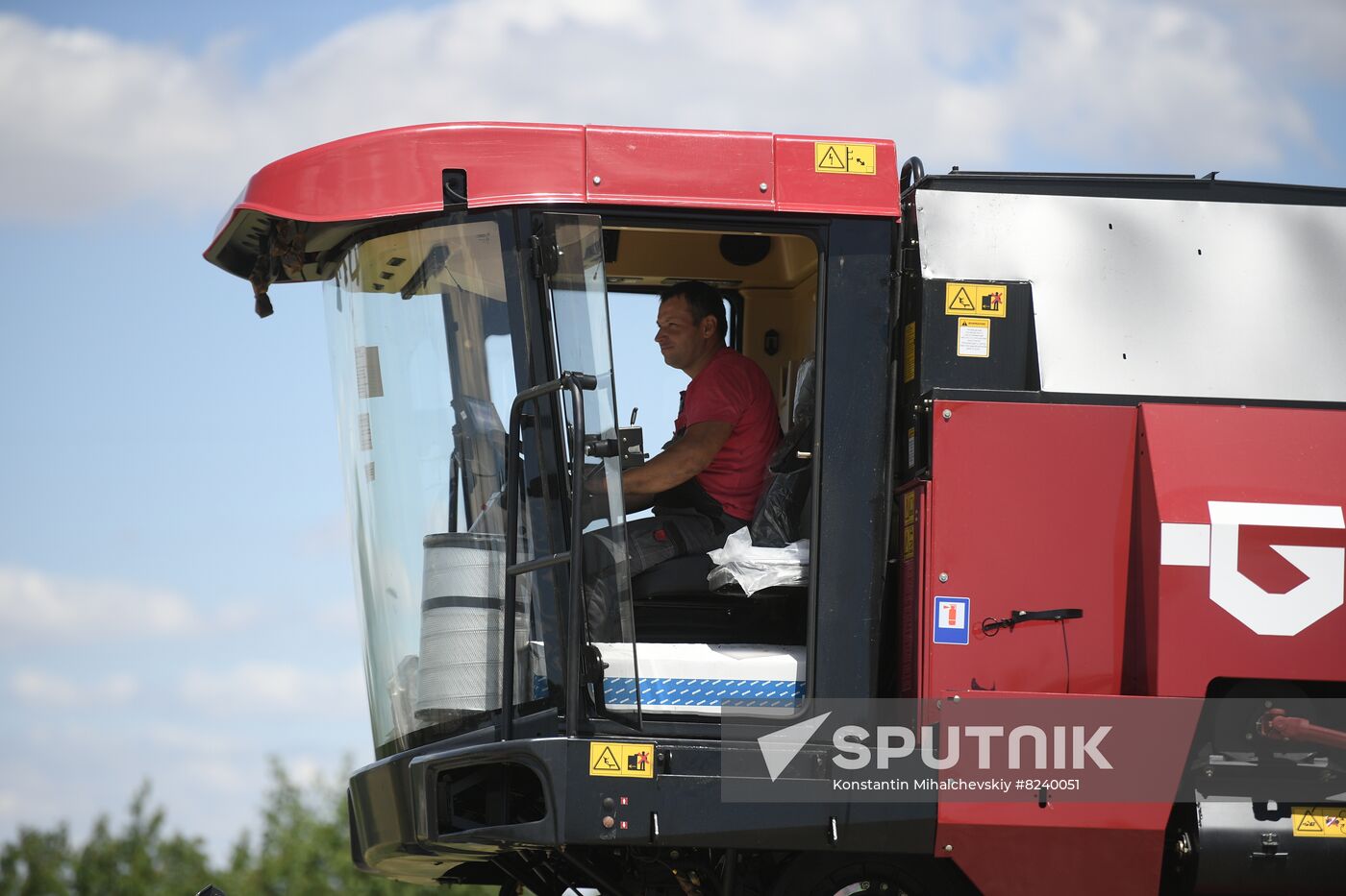 Russia Ukraine Military Operation Agricultural Machinery