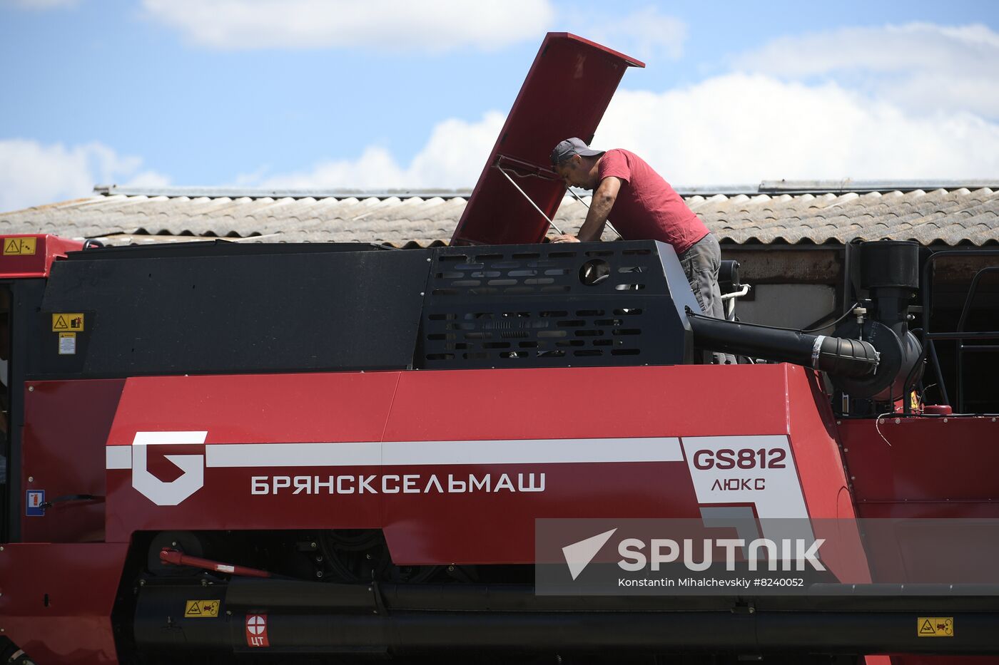 Russia Ukraine Military Operation Agricultural Machinery