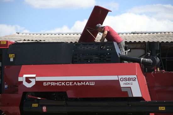 Russia Ukraine Military Operation Agricultural Machinery