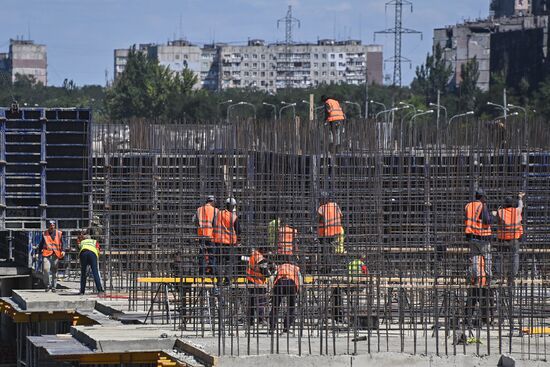 DPR Russia Ukraine Military Operation Residential Construction