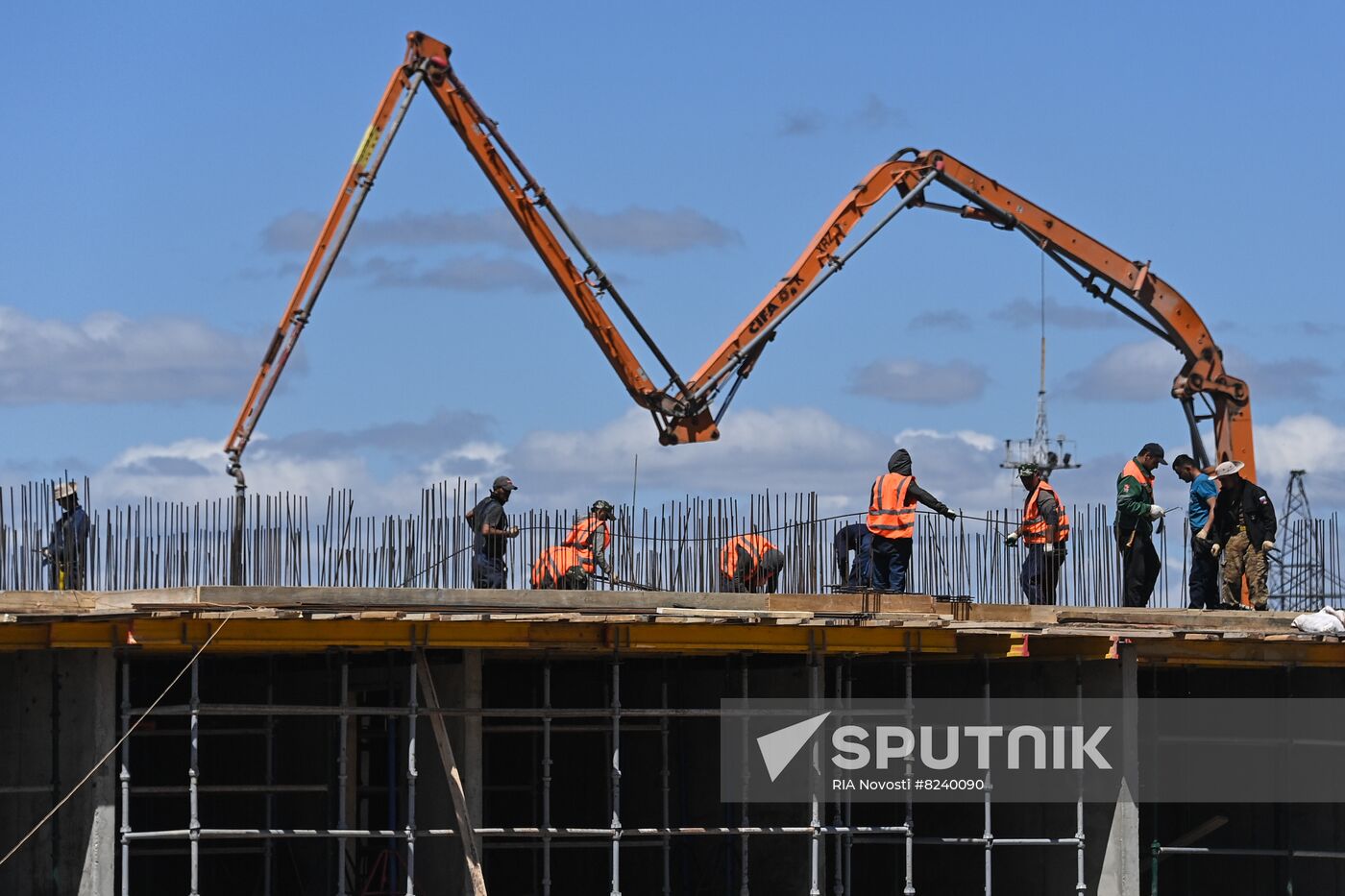 DPR Russia Ukraine Military Operation Residential Construction