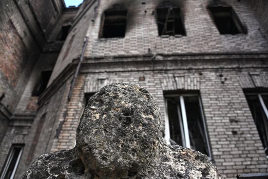 DPR Russia Ukraine Military Operation Mariupol Museum
