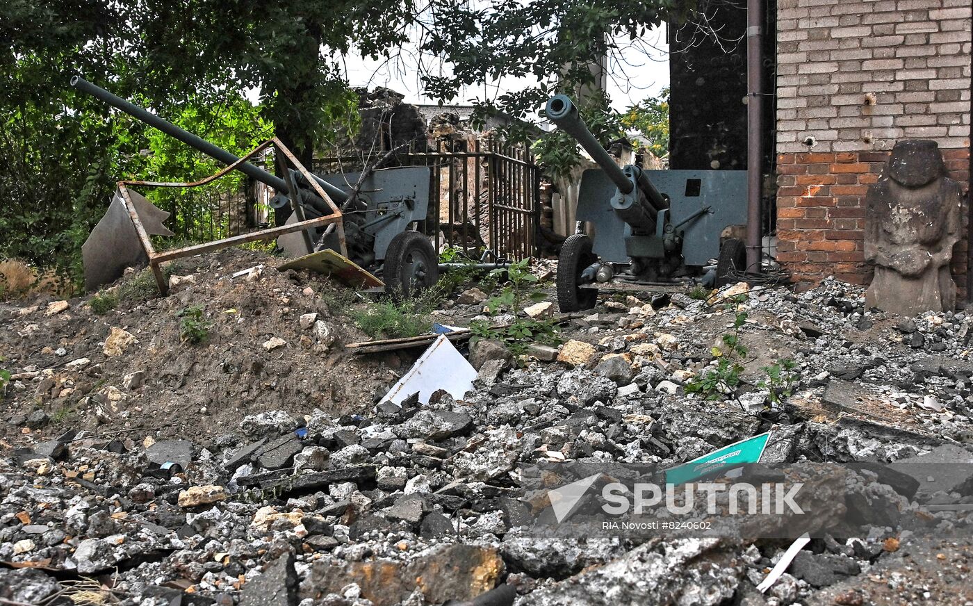 DPR Russia Ukraine Military Operation Mariupol Museum