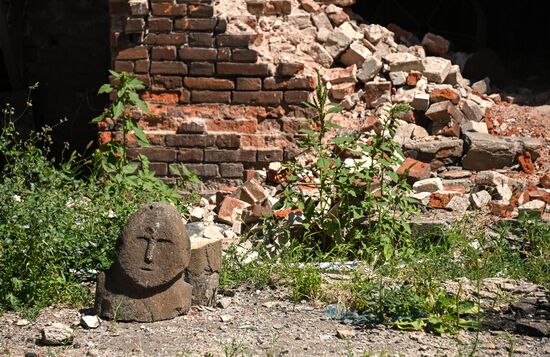 DPR Russia Ukraine Military Operation Mariupol Museum