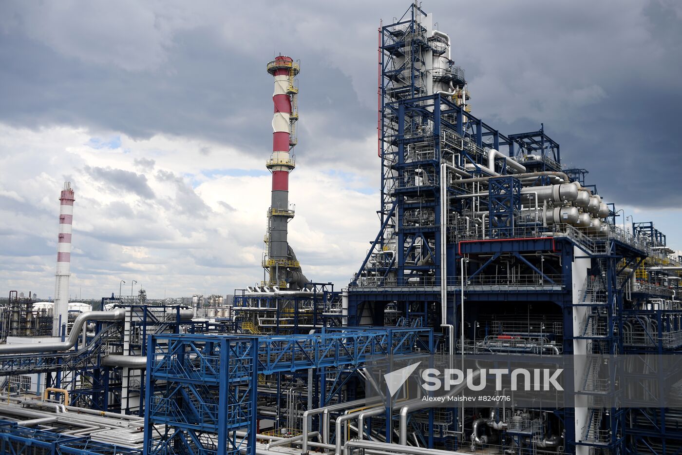 Russia Oil Refinery