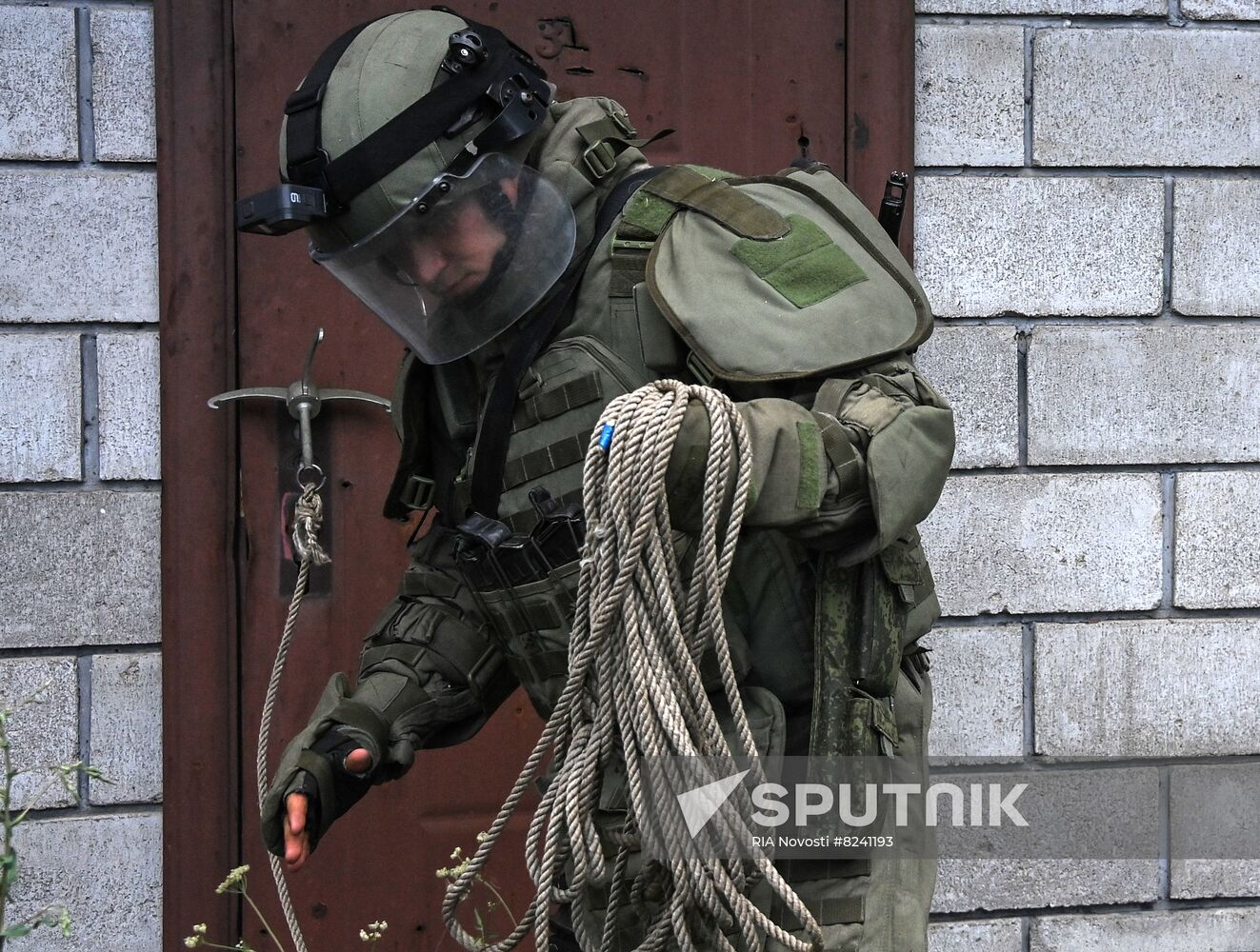 DPR Russia Ukraine Military Operation Demining