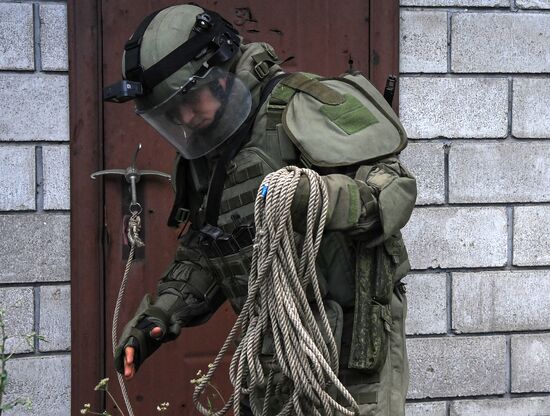 DPR Russia Ukraine Military Operation Demining