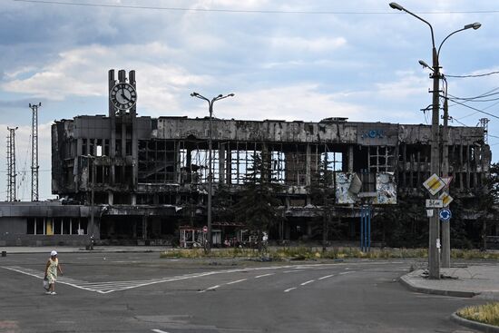 DPR Russia Ukraine Military Operation Railway Station
