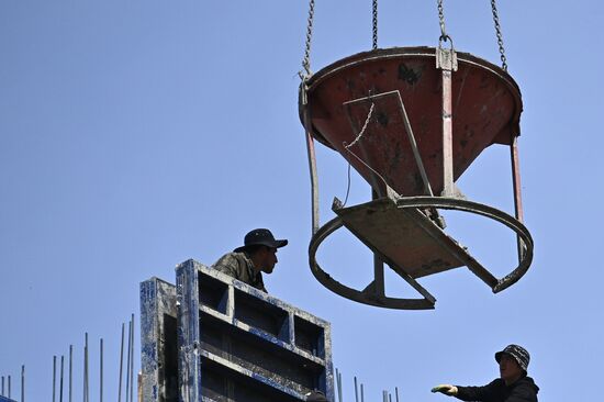 DPR Russia Ukraine Military Operation Residential Construction