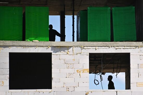 DPR Russia Ukraine Military Operation Residential Construction