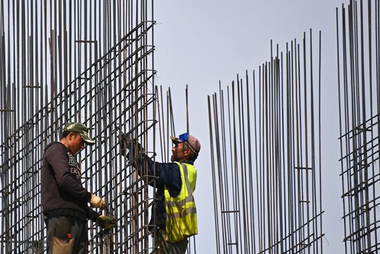 DPR Russia Ukraine Military Operation Residential Construction