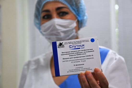 DPR Russia Ukraine Military Operation Vaccination