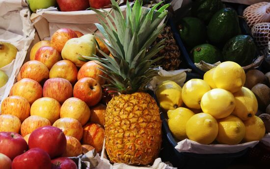 Marketplace on Leninsky Prospekt