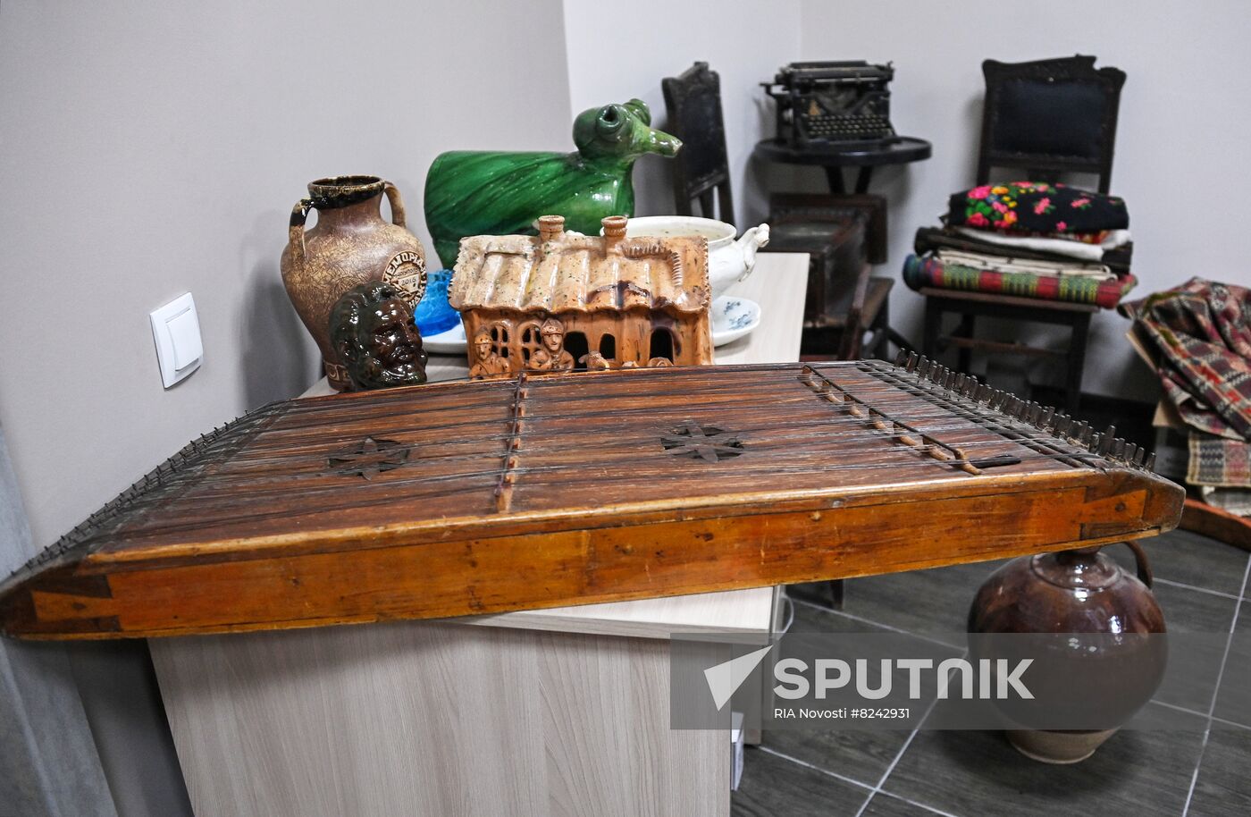 DPR Mariupol Museum Exhibits