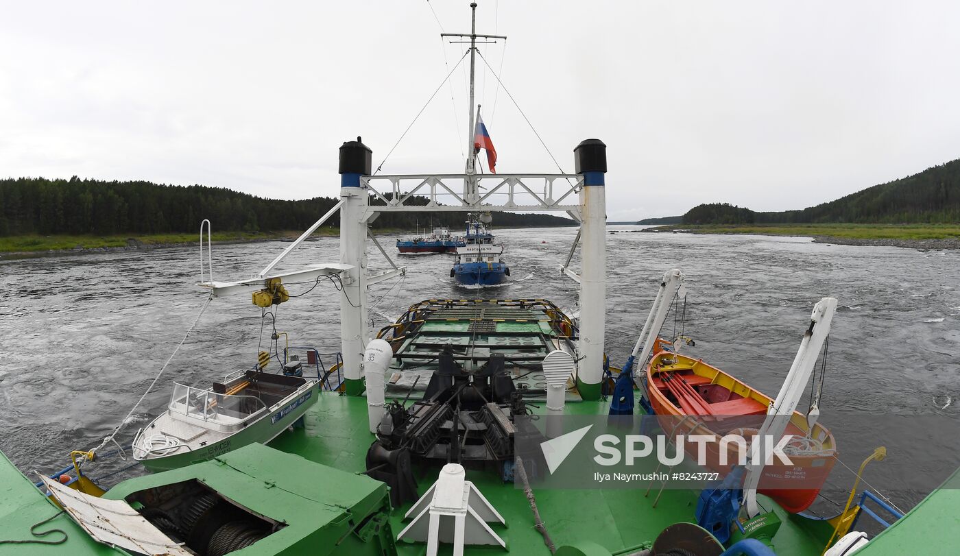 Russia Siberia Chain Steam Tow