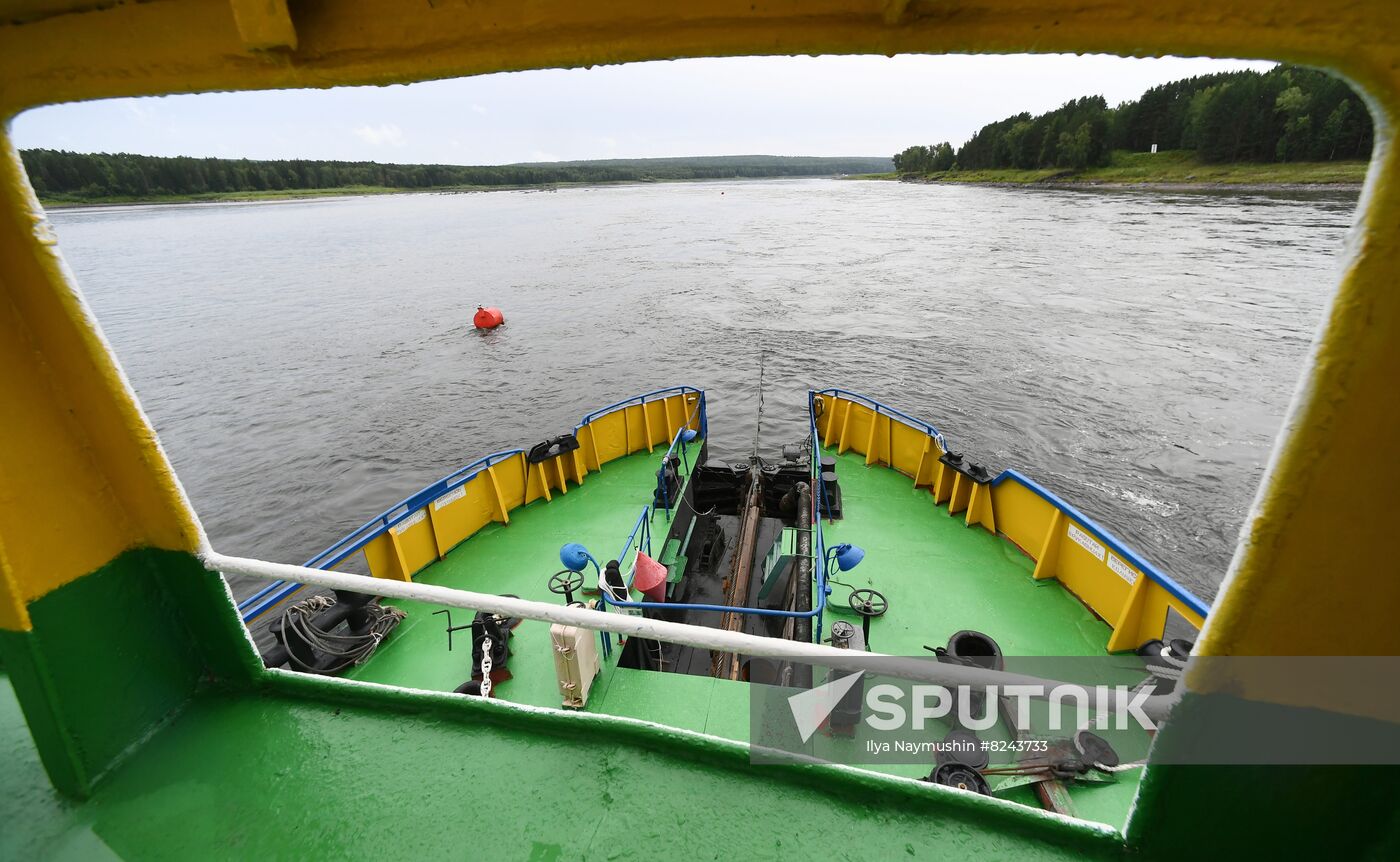 Russia Siberia Chain Steam Tow