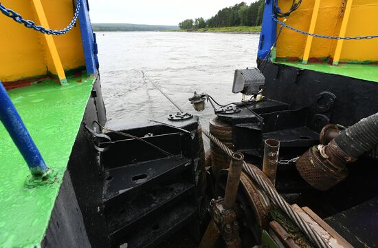Russia Siberia Chain Steam Tow
