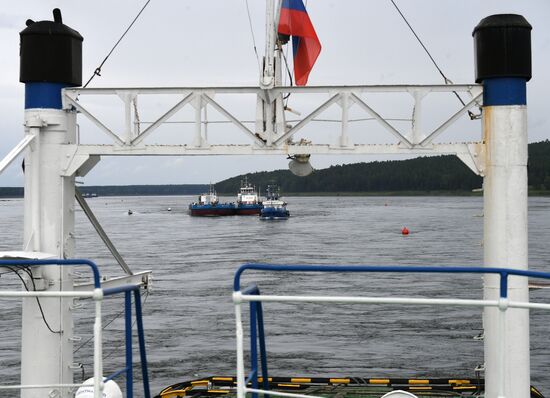 Russia Siberia Chain Steam Tow