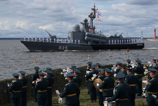 Russia Navy Day Rehearsal