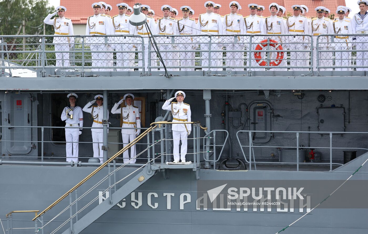 Russia Navy Day Rehearsal