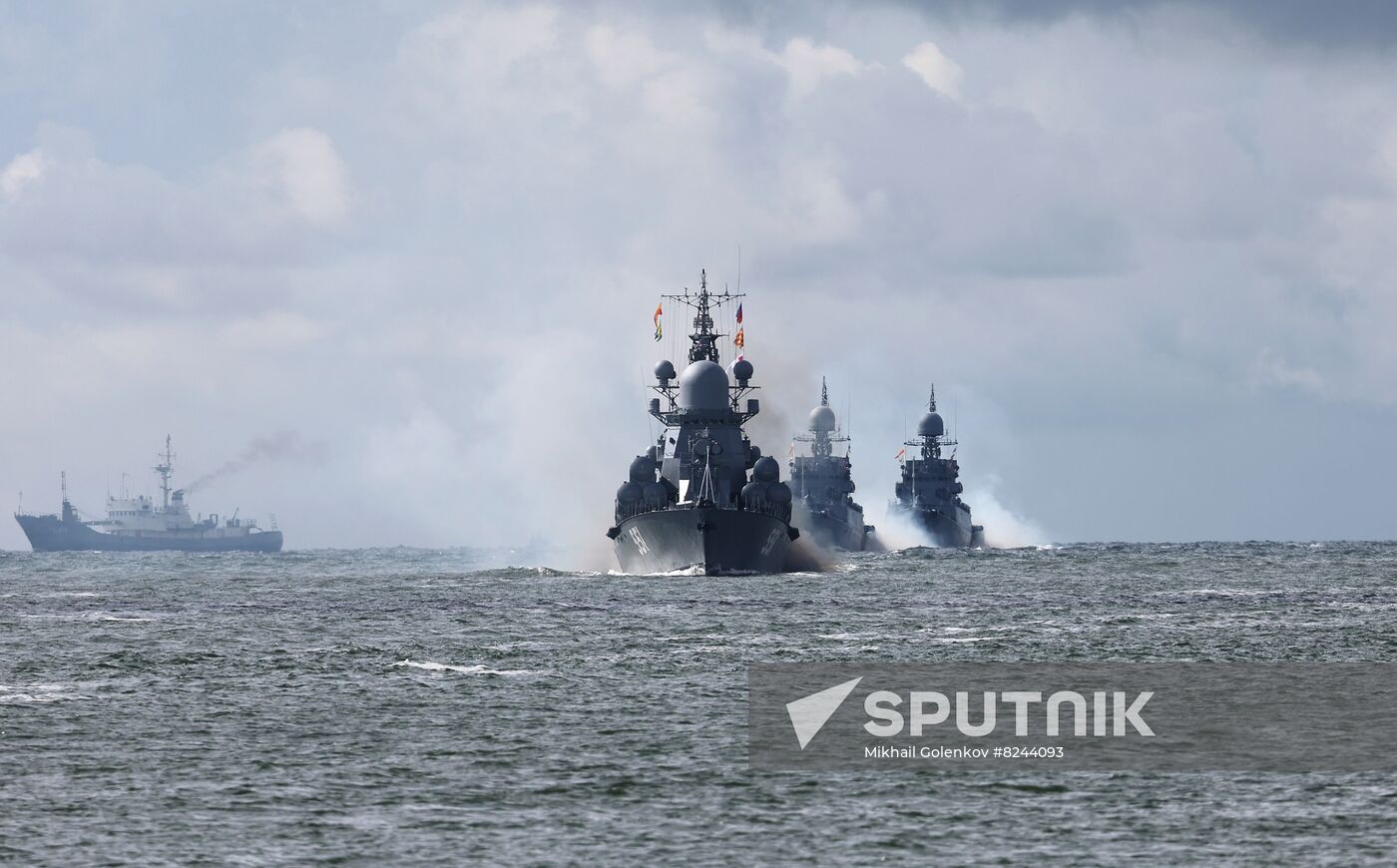 Russia Navy Day Rehearsal