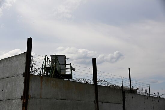 DPR Russia Ukraine Military Operation Prison Shelling