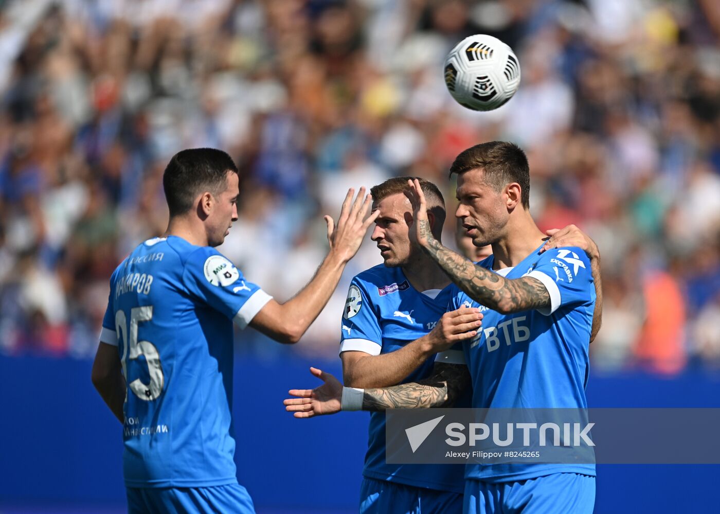 Russia Soccer Premier-League Fakel - Dynamo