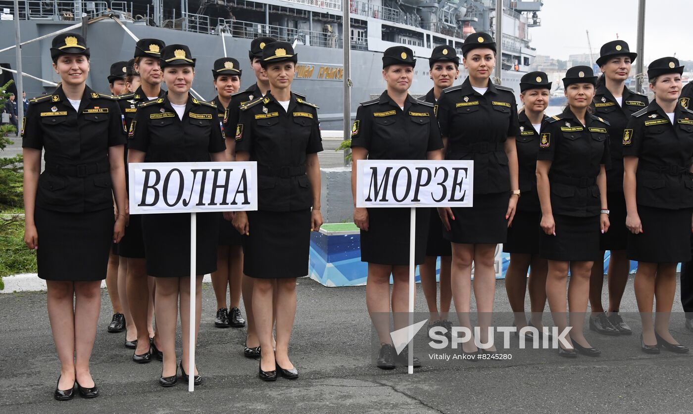 Russia Navy Lifeboat Rowing Competition