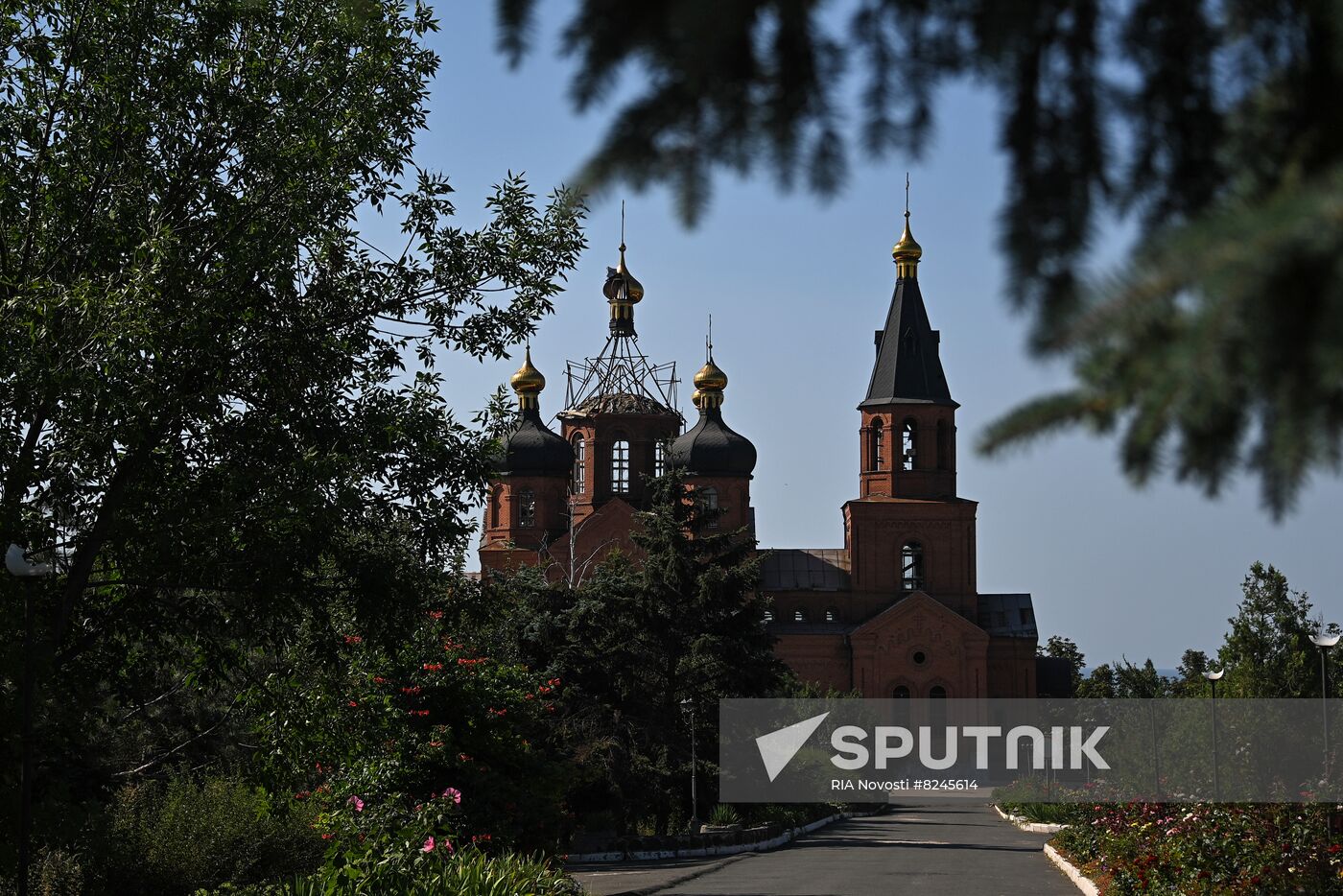 DPR Russia Ukraine Military Operation Church