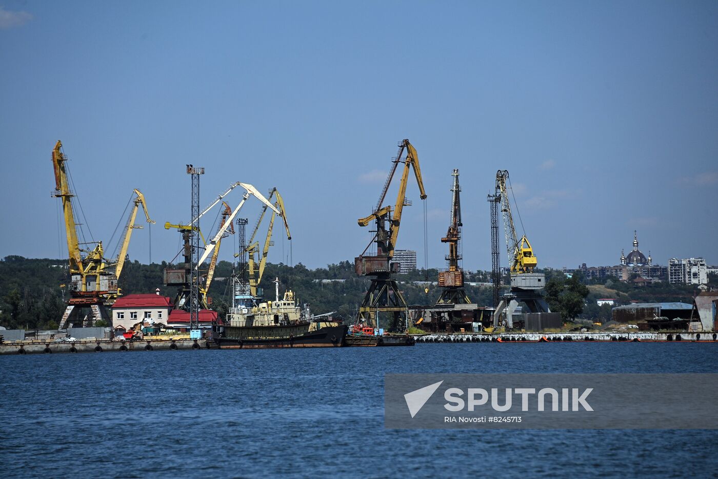 DPR Russia Ukraine Military Operation Mariupol Port