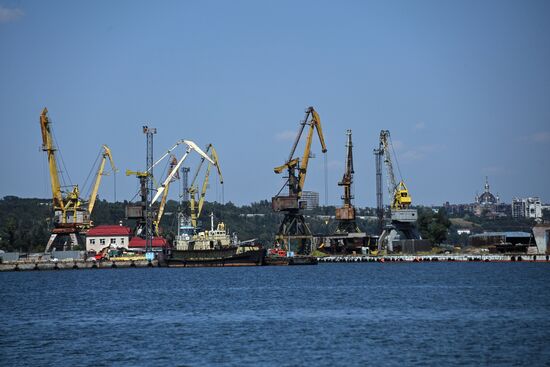 DPR Russia Ukraine Military Operation Mariupol Port