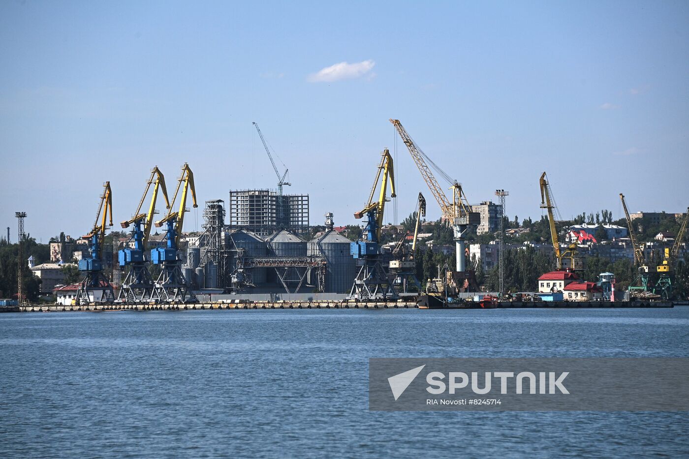 DPR Russia Ukraine Military Operation Mariupol Port