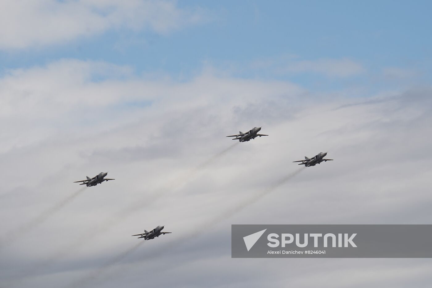 SU-27 fighters fly during the main naval parade marking Russian Navy Day, in St. Petersburg, Russia. Location: Russia, St. Petersburg. Author: Alexei Danichev/Sputnik. Russia Navy Day