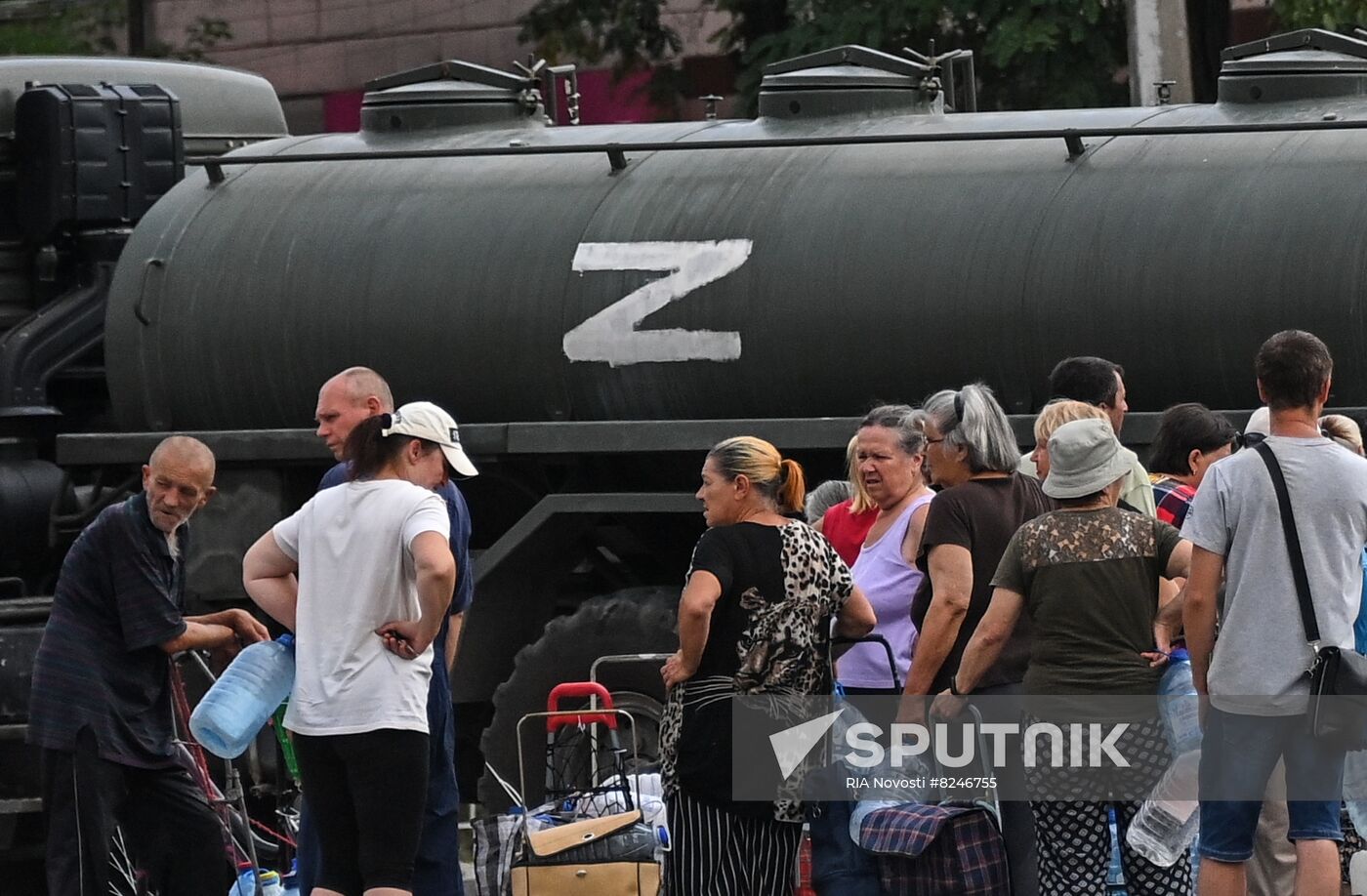 DPR Russia Ukraine Military Operation Water Distribution