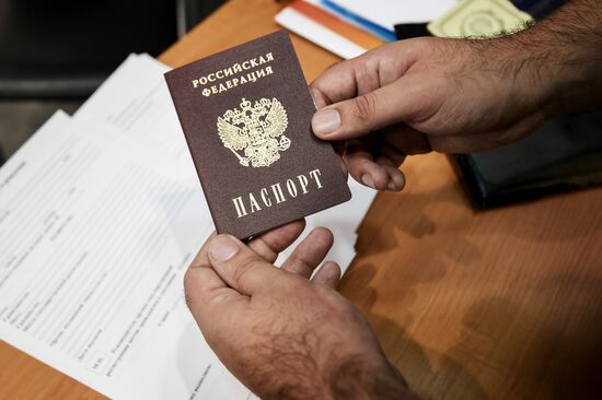 Ukraine Russia Military Operation Passports Handing