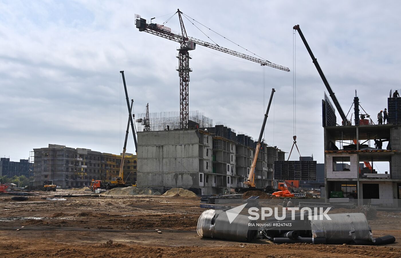 DPR Russia Ukraine Military Operation Residential Construction