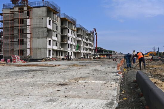 DPR Russia Ukraine Military Operation Residential Construction