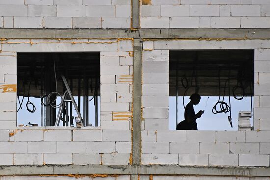 DPR Russia Ukraine Military Operation Residential Construction