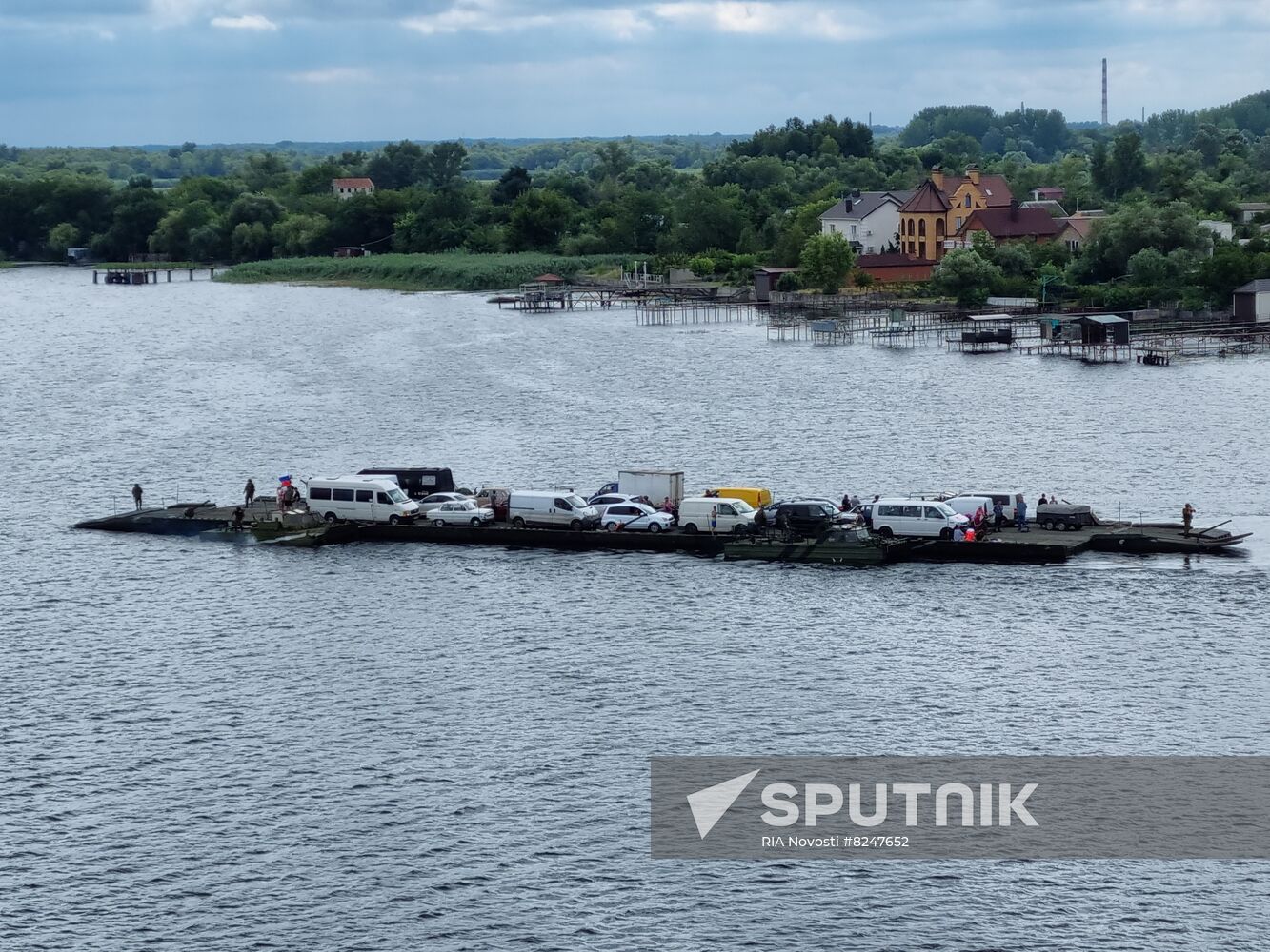 Ukraine Russia Military Operation Pontoon Ferry