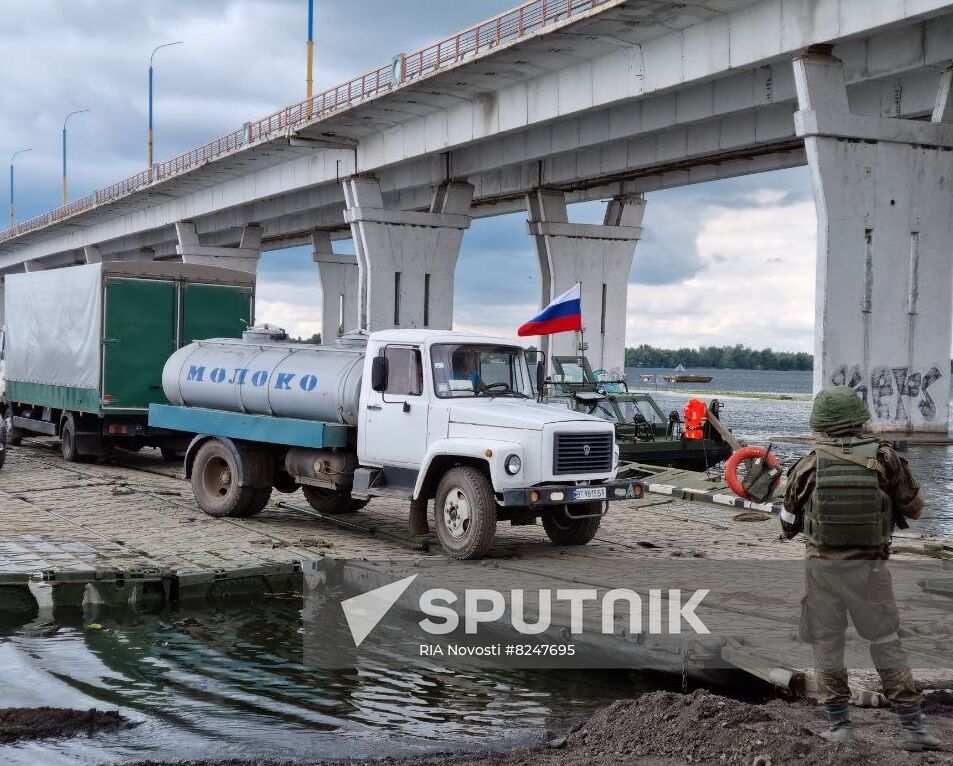 Ukraine Russia Military Operation Pontoon Ferry