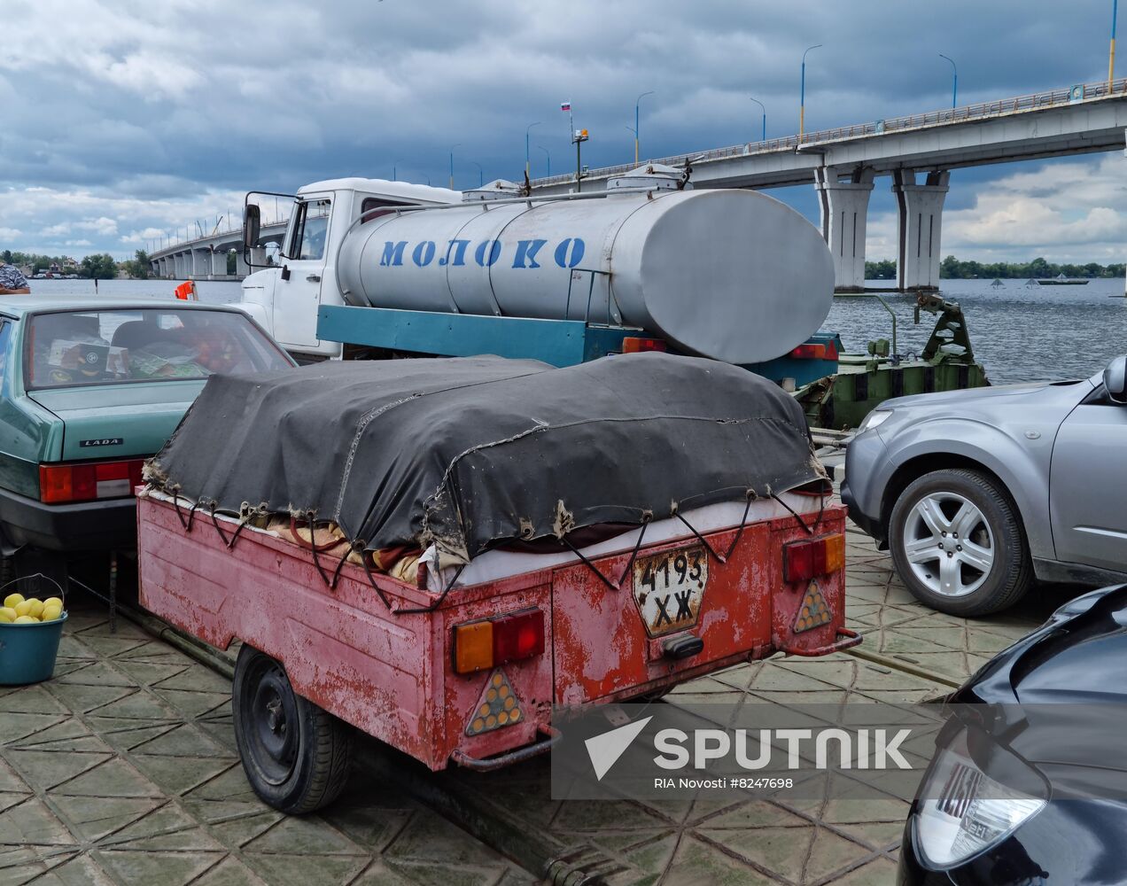 Ukraine Russia Military Operation Pontoon Ferry